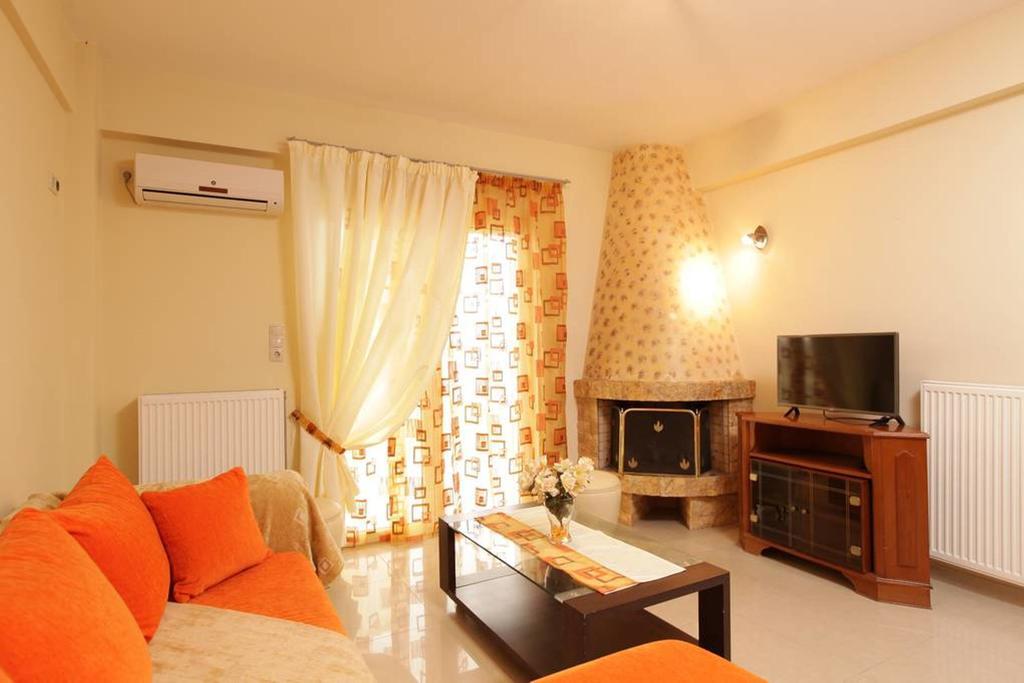 Villa Christine - Maisonettes With Fireplace Aliveri Ngoại thất bức ảnh